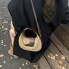 Bolso pequeño cuadrado retro y elegante para mujer, nueva colección de otoño 2026, bolso de hombro único y moderno con acabado texturizado