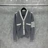 TIME BREATHE TB Suéter de Punto para Hombre Otoño Pareja 4 Colores Botón Cuello en V Versátil Suéter Cárdigan