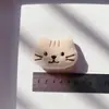 Broche de muñeca de peluche de dibujos animados, accesorios, lindo gatito de nube blanca, muñeca Kumamoto, accesorios de decoración para bolsa