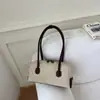 Bolso de Terciopelo Gamuzado para Mujer 2026 Nuevo Verano Retro de Alta Gama Bolso de Hombro Debajo del Brazo Merade Bolso Almohada para el Trabajo