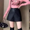 2026 Novas Calças de Couro Wide-Leg Emagrecedoras Shorts de Couro Pretos Justos no Quadril Estilo Coreano Feminino Roupa Externa de Alta Qualidade