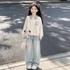 Conjunto de dos piezas de otoño para niños mayores, top tipo dos piezas de estilo coreano y pantalones de pierna ancha para niñas, ropa infantil casual y elegante