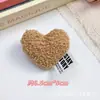 Nuevos Accesorios de Peluche con Relleno de Algodón en Forma de Corazón Etiqueta de Tela Corazón de Melocotón Accesorios para el Cabello Bolsas Zapatos Calcetines Accesorios de Ropa Joyería Colgantes Pequeños
