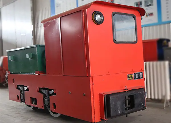 蓄电池电机车1.jpg