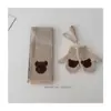 Versión Coreana 2025 del Nuevo Conjunto de Dos Piezas de Bufanda y Guantes de Oso para Niños, Invierno, Lindo, Estilo Ins, Traje de Oso Jacquard