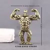 Estatueta de Rei Kong com Mãos Levantadas em Latão, Estatueta de Rei Kong Segurando a Cabeça, Presente de Decoração para Mesa, Brinquedo de Mão, Artesanato de Gorila