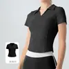 Conjunto de ropa de yoga, nuevo modelo de verano, transpirable, ajustado, con cuello, de manga corta, de alta gama, adelgazante, top para entrenamiento de fitness