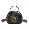 Bolsa Redonda Pequena Embossada Estilo Retrô Bolsa de Mão Bolsa Transversal Grande Capacidade Estilo Antigo Bolsa de Ombro Único Versátil Casual Bolsa Feminina para Trabalho Viagem