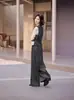 Conjunto de Moda Retro Estilo Hong Kong Otoño 2026 de Tres Piezas Reductor de Edad con Chaleco y Pantalones de Pierna Ancha