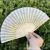Leque Dobrável Estilo Antigo Transfronteiriço para o Verão, Estilo Chinês, Hanfu, Cheongsam, Leque Pequeno Dobrável de Bambu Portátil para Mulheres
