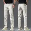 Pantalones casuales rectos de color blanco roto para hombre, nuevo modelo primavera y otoño 2026, pantalones de hombre de alta gama, corte slim, suaves