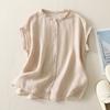 Foto Real de Camisa Curta Simples e Versátil Não Transparente com Bordas Franzidas para Figuras Petites, Elegante Blusa de Manga Curta de Botão Único