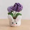 Flor de Lirio del Valle Tejida a Crochet Hecha a Mano de Lana en Maceta Producto Terminado Venta al por Mayor Muñeco de Conejo Creativo Adornos de Escritorio en Maceta Flores Tejidas