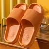 Sandalias de Rayas de Celebridad de Internet Más Vendidas Unisex Antideslizantes para el Hogar Baño Múltiples Colores Disponibles En Stock Venta al por Mayor