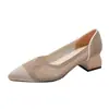 Sapatos de Princesa Vazados de Salto Grosso Tricotados de Bico Fino Temperamento Sapatos Solteiros 2024 Verão Novos Salto Grosso Salto Alto Feminino Sapatos Tricotados