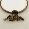 Presilha de Cabelo em Acetato Estilo Francês, Novo Modelo para Penteados, Presilha Jacaré com Toque de Luxo, Acessório de Cabelo Cor de Gelatina, Ornamento de Cabelo de Luxo para o Verão