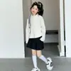Ropa de Abrigo Temporada Otoño/Invierno para Niños y Niñas Estilo 2026 Casual Niña Estilo Coreano Niños Medianos y Mayores Chaqueta Bordada de Cuello Alto Esencial para Uniforme Escolar