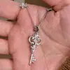 2026 Nuevo Collar con Colgante de Llave de Acero Inoxidable y Circonita, Cadena para Clavícula Estilo Lujo Ligero, Joyería Versátil de Gama Alta para Mujeres