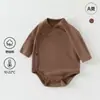 Macacão de Algodão Macio Classe A para Bebê Macacão Triângulo Primavera e Outono Macacão de Engatinhar Manga Longa Roupa de Uma Peça Base de Cor Sólida para Bebê