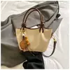 Otoño 2026 Nuevo Elegante Sencillo Temperamento Nicho Casual Bolso de Hombro Único Alta Apariencia Versión Coreana Popular Bolso de Mano Tendencia