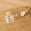 Botella de vidrio transparente mini de 8ML con tapa de madera para dispensar perfume, colgante de botella cuadrada, botella de repuesto para difusor de perfume de coche
