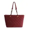 Bolsa Grande Acolchoada com Diamantes Feminina 2026 Primavera Novo Estilo Moda Corrente Bolsa de Ombro Único Bolsa de Mão para Compras Bolsa Tote