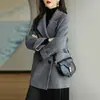 Moda Otoño/Invierno 2025 Nuevo Abrigo de Lana de Longitud Media Versátil Elegante Ceñido Holgado con Patrón de Espiga para Mujer Tendencia