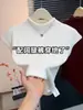 Camiseta interior de color liso con cuello alto medio para mujer, nuevo estilo de principios de otoño, capa base juvenil y versátil, mangas acampanadas pequeñas, top de moda