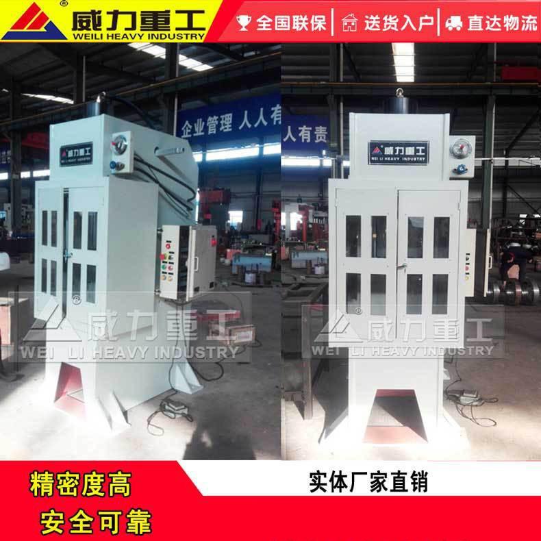 10892888555_1214082817