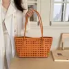 2026 Nueva Bolsa Tote de Gran Capacidad para Viajes Diarios, Estilo Coreano Simple Color Sólido Hueca Bolso de Hombro, Bolso de Hombro Casual Único