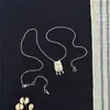 Otoño e Invierno Nuevo Estilo Bolsa de la Fortuna Collar de Flores y Cuadros Lujo Accesible para Mujer Cadena para Clavícula de Nicho de Gama Alta Accesorios