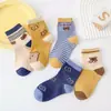 Calcetines de Otoño e Invierno de Fábrica para Niños, Niños y Niñas, Calcetines de Algodón de Caña Media con Dibujos Animados, Calcetines Gruesos y Transpirables para Niños Pequeños