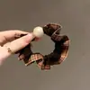 Goma para el pelo de satén a cuadros con perlas, estilo coreano, simple y versátil para el uso diario, accesorio para el cabello duradero y muy elástico