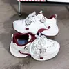 Zapatos de Papá Mariposa Blancos y Rojos para Niñas, Nueva Moda Versátiles Ligeros para Estudiantes Primavera 2026, Tenis de Suela Gruesa