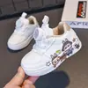 Nuevos Zapatos Infantiles para Niñas y Niños Primavera y Otoño 2026, Zapatos de Piel Blancos, Tenis de Media Caña de Dibujos Animados de Moda