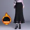 Falda Negra de Cola de Pez, Falda Pequeña de Estilo Fragante para Mujer, Falda Larga Engrosada Nueva de Primavera y Otoño, Falda de Seda Brillante de Invierno, Falda Elegante con Forro de Terciopelo