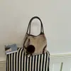 Bolso de Hombro Único de Gamuza con Remaches Transfronterizo Estilo Coreano Bolsos de Mano Moderno Retro Casual Bolso Cruzado Versátil Simple
