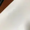 Cor branca impressão PU material de impressão couro fornecimento spot couro com textura de seda couro de cordeiro com estampa couro oleado couro fosco