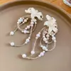 Aretes de Borla Flor Perla Aguja Plateada, Estilo Festivo, Aretes Simples y de Moda, Aretes de Nicho de Gama Alta al por Mayor