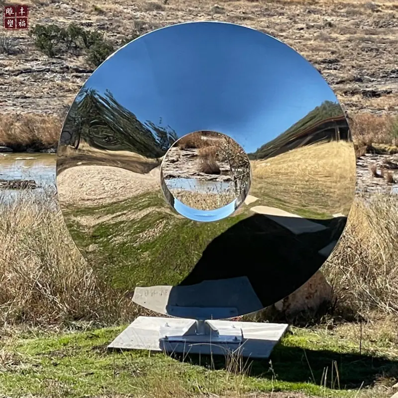 不锈钢圆环雕塑2