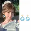 Pendientes Azules de Flor Hueca Pinzas para Orejas de Playa para Mujeres Sin Perforaciones Nuevo Estilo High-End Aretes de Dopamina Pendientes de Vacaciones