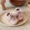 Zapatos para Niñas 2026 Primavera/Otoño Nuevo Estilo Coreano Retro Lunares Zapatos de Entrenamiento Alemanes Niñas Dulces Versátiles Suela Suave Zapatos Forrest Gump