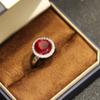 Elegante y exquisito anillo redondo de cristal artificial rojo, personalizado, chapado en oro, apertura ajustable, anillo dietético, anillo para todo tipo de combinaciones.