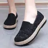 Zapatos Casuales Blancos de Grulla de Almohada 2026 Estilo Nuevo para Mujer de Primavera Transpirables con Suela Gruesa y Suela Suave Slip-On