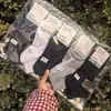 Calcetines Deportivos Blancos de Cintura Baja para Hombre y Mujer Jizhi26, Calcetines Estudiantes Lindos Versátiles de Bloques de Color Coreanos