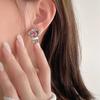 Aretes de diseño de ramo romántico francés de alta gama con perlas de piedra blanca, temperamento femenino, nicho único, accesorios de celebridad de internet, aretes