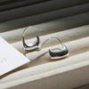 Aretes Retro Simples de Luz Bolsa de Pan Gancho de Oreja Diseño Nicho Estilo Ins Elegantes Versátiles de Alta Gama Estilo Normcore