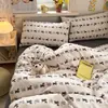 Nuevo juego de ropa de cama A-class de algodón puro con textura de algodón, juego de cuatro piezas que incluye sábana, funda de edredón y funda de almohada, adecuado para dormitorios de estudiantes, juego de tres piezas para una persona 4
