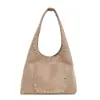 Yuezi 2026 Principios de Otoño Nuevo Bolso de Hombro Único Retro con Remaches Bolso de Motocicleta de Moda Bolso Tote Simple de Gran Capacidad