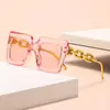 Nuevas Gafas de Moda Estilo Europeo y Americano Combinan con Todo Montura Completa Metal Cuadradas Huecas Cadena de Cerradura Adorno Decoración para Mujer Protección Solar